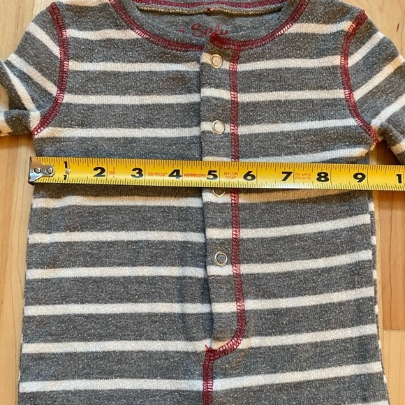 PJ Salvage Holiday Christmas Onesie Pajamas 6-12 months - Picture 7 of 9